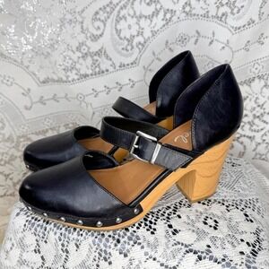 Revel Black Mary Jane Clog Heels Size 9